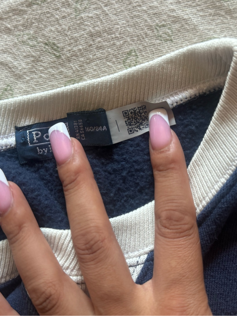 Ralph Lauren Chain Stitched Quote Fleece Sweatshirt - Picture 7 of 10